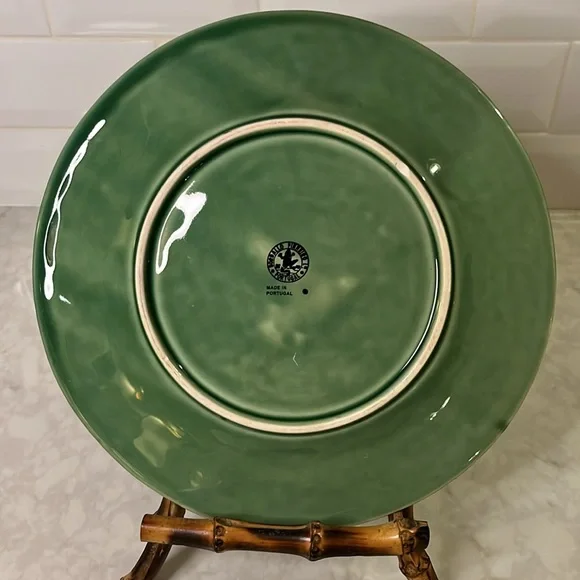 Bordallo Pinheiro VINE GREEN 10” dinner plate Plate Majolica Portuguese - Picture 2 of 4